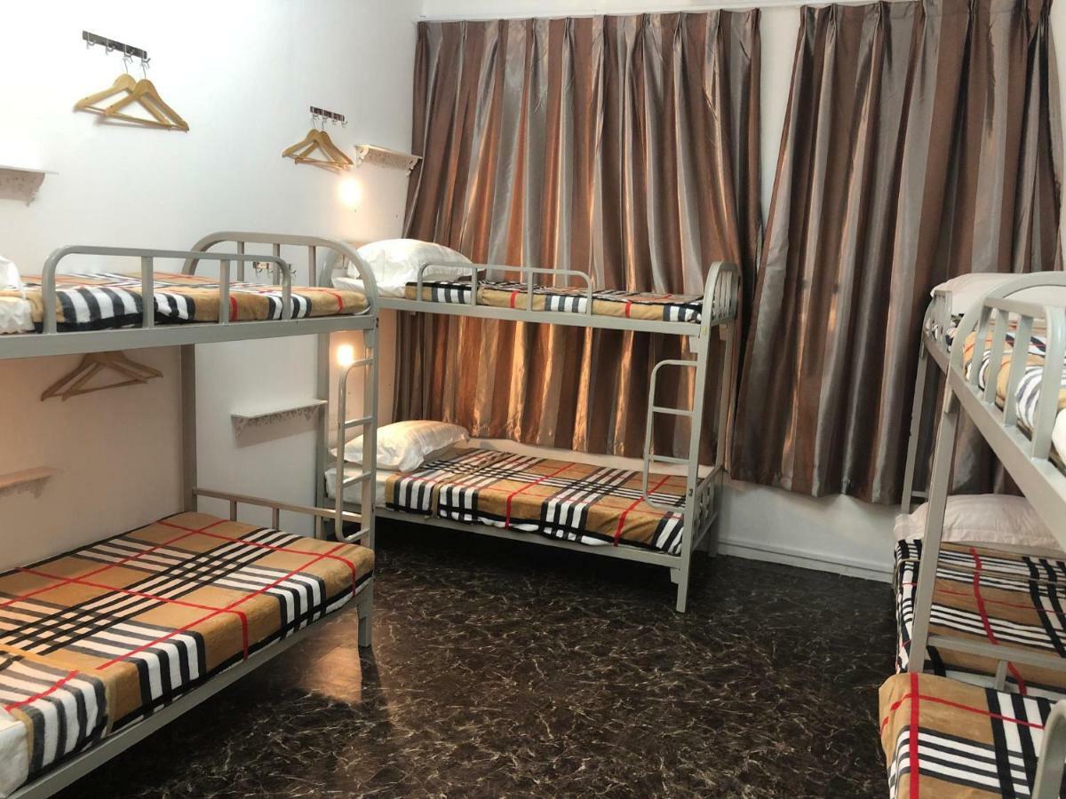 Oss Backpackers * Singapur